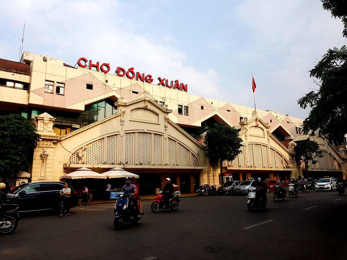Dong Xuan Market, the whole sale market of Hanoi