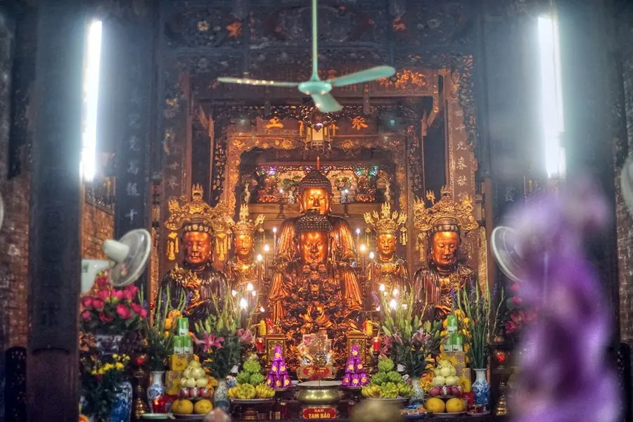 Ba Da pagoda and the spiritual life of Hanoi people 10 Visit Ba Da Pagoda to know about the spiritual life of local people