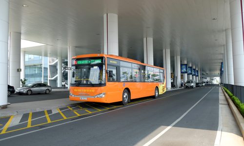 How to discover Hanoi by public buses