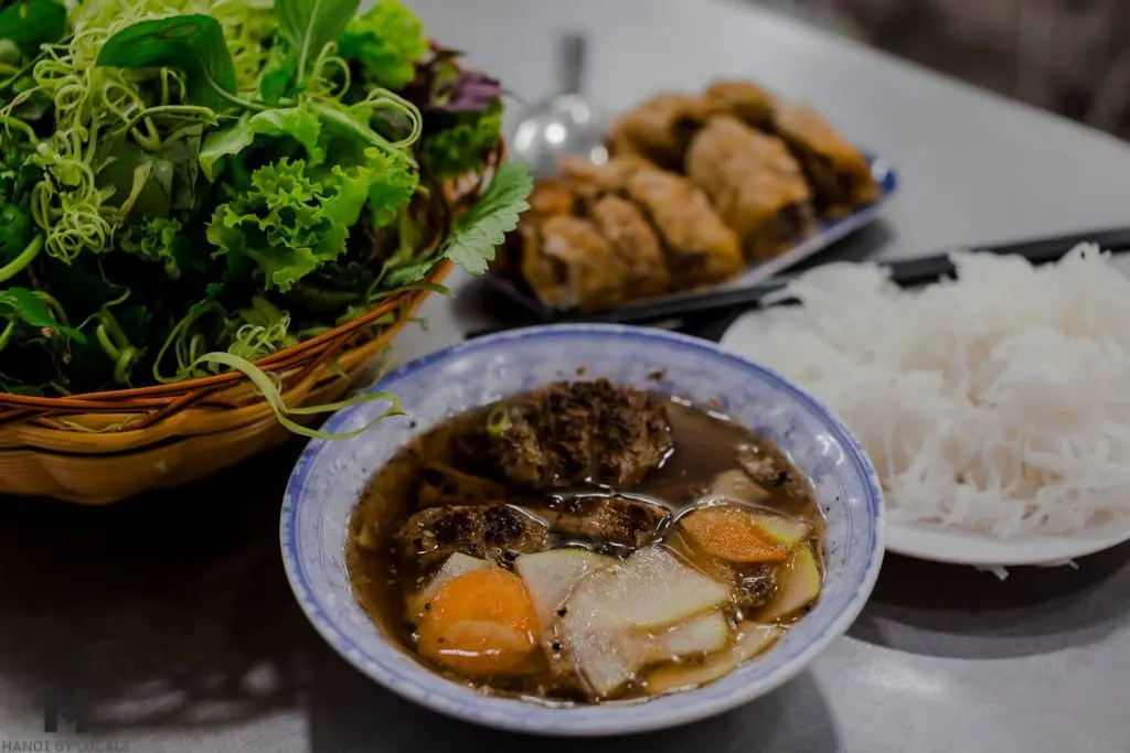 How to choose the best Hanoi Street Food tour? 31 Bún Chả Hanoi