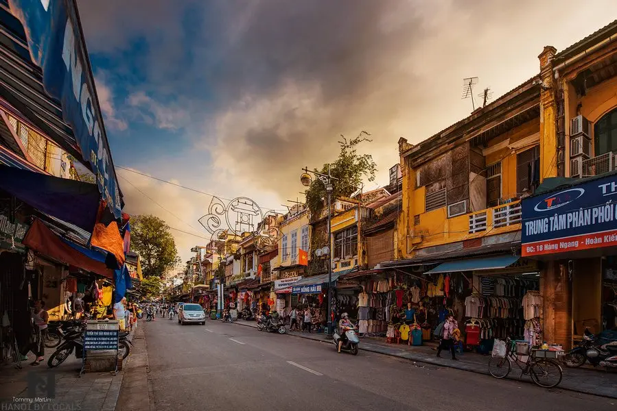 10+ well-known tourist attractions in Hanoi city 16 Streets in Hanoi Old Quarter