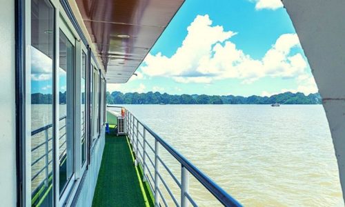 Halong Bay one day tour from Hanoi [Deluxe cruise]