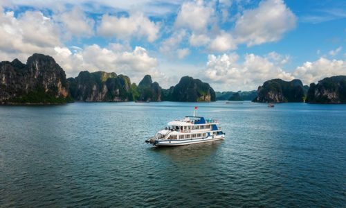 Halong Bay one day tour from Hanoi [Deluxe cruise]
