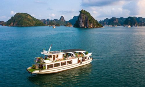 Halong Bay one day tour [Small group] with transfer from Hanoi