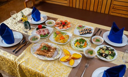 Halong Bay one day tour from Hanoi [Deluxe cruise]