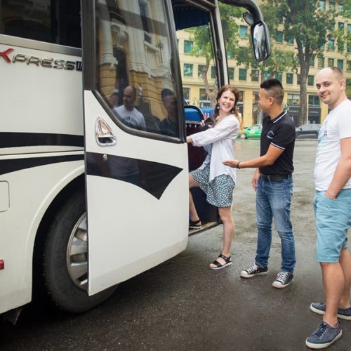 [Shuttle bus] transfer Hanoi to Halong Bay (13$/person), daily departure