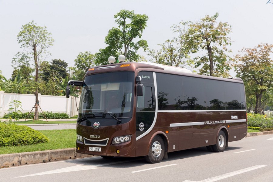 Shuttle bus Hanoi to Halong Bay