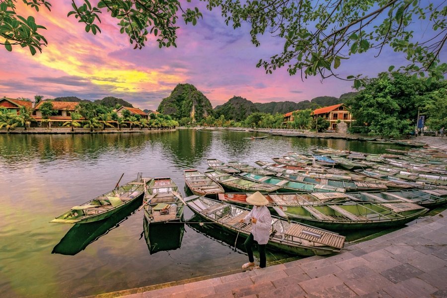 2 day 1 night Ninh Binh tour with transfer from Hanoi