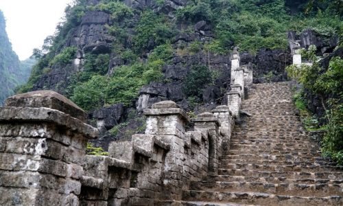 Hoa Lu – Trang An – Mua Cave – Ninh Binh day tour from Hanoi [Small group]