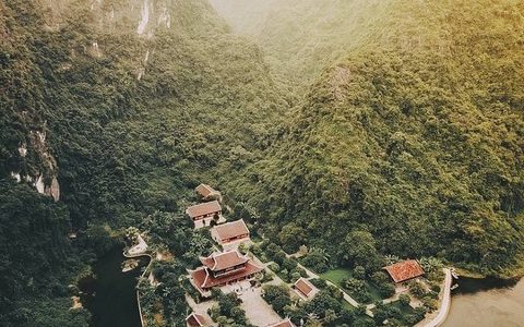 Bai Dinh – Trang An – Mua Cave full day tour from Hanoi [Small Group]