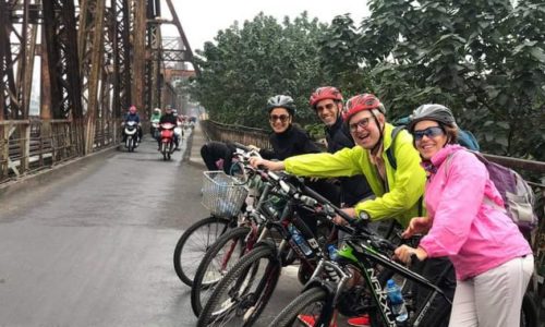 [3.5 hours] Hanoi city tour by Motorbike or Bicycles