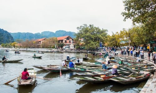 Tam Coc Ninh Binh tour : 2 days 1 night [ Tam Coc- Thung Nham- Hoa Lu]