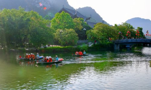 [Ninh binh tour] 1 day : Bich Dong – Local Farmer’s House – Cycling –  Trang An