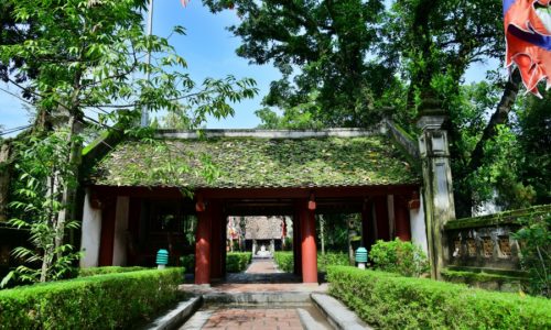 Ninh binh day trip from Hanoi [Tam Coc – Local Farmer’s House – Cycling –  Hoa Lu]