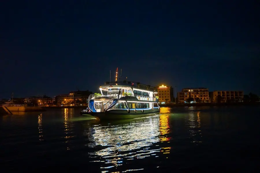 Halong Bay Luxury Day Cruises 5