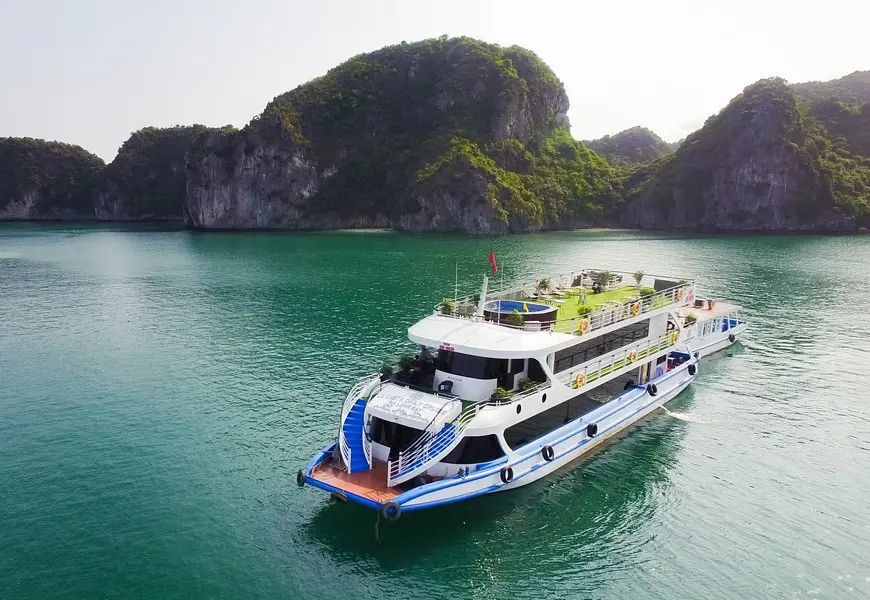 Halong Bay Luxury Day Cruises 7