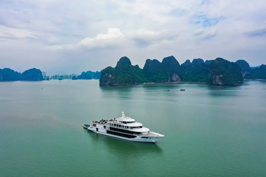 Halong Bay Luxury Day Cruises 9