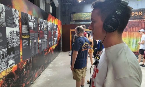 Hanoi city tour FULL DAY for small group (limousine transfer)