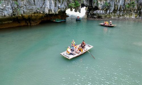 4 HOUR HALONG BAY DAY CRUISE FROM HANOI