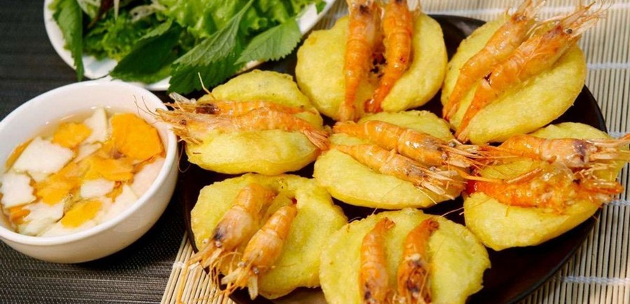West lake Hanoi-Shrimp cake 