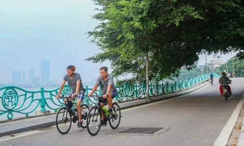 West lake Hanoi Vietnam- Photos and Travel Guide