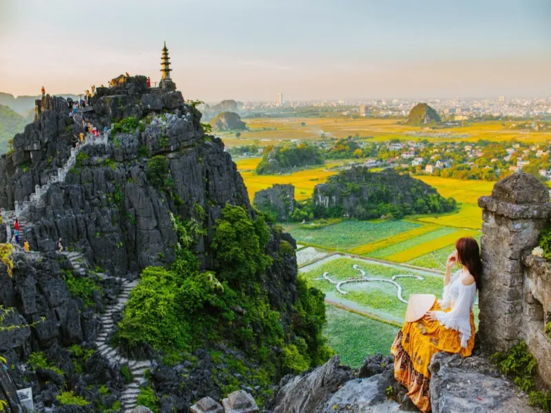 Mua Cave - The Essence of Ninh Binh's Beauty 13 The beauty of Mua cave