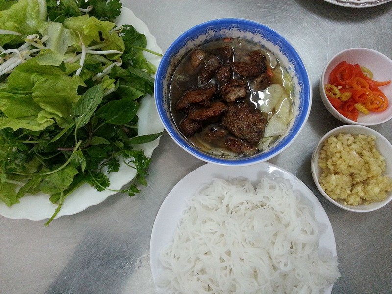 The-best-bun-cha-in-Hanoi