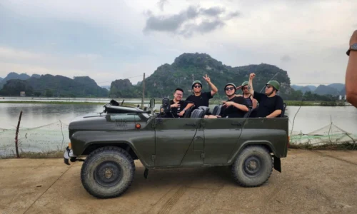 Hanoi – Bai Dinh – Jeep Tour- Mua Cave (1 Day)