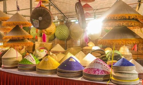 Half Day Tour: Incense Village & Hat Making Village  (No lunch)