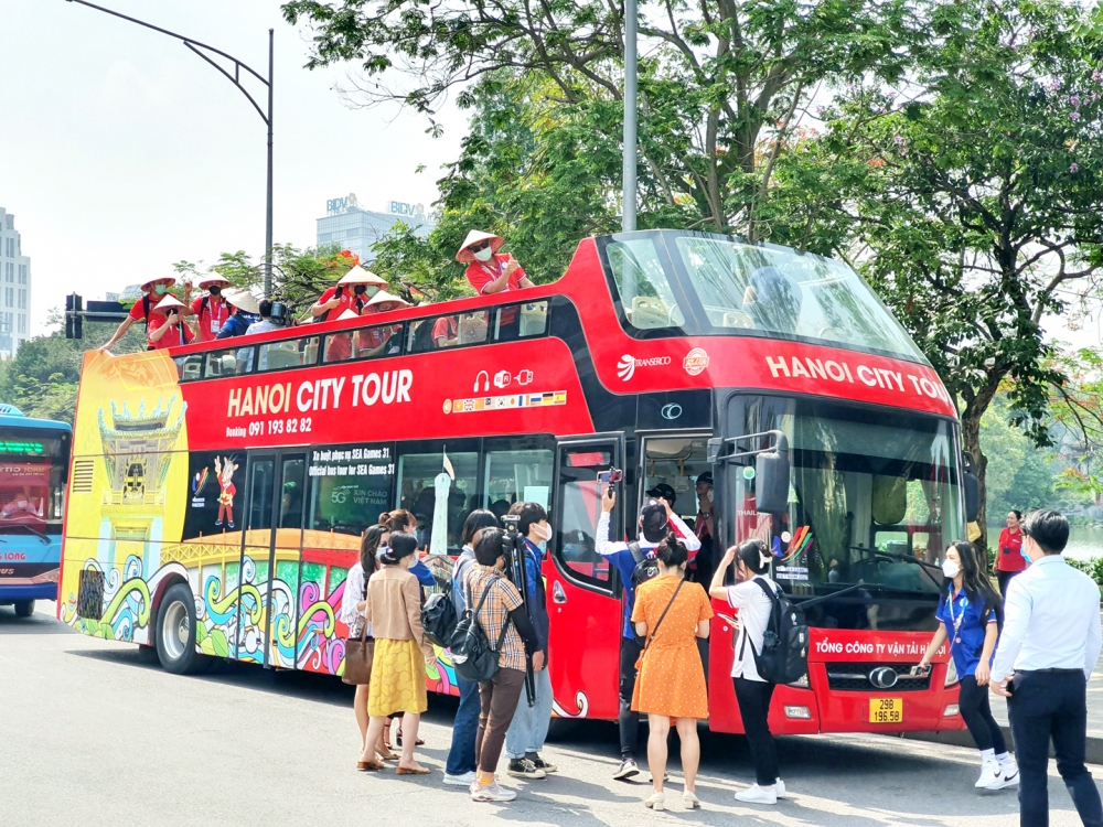 Explore Hanoi with the Hop-On Hop-Off Bus Tour 16 The hop-on hop-off bus tour in Hanoi