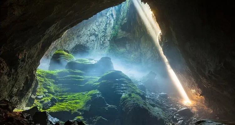 TOP 10+ Must-Visit Tourist Attractions in Ninh Binh 28 Galaxy cave