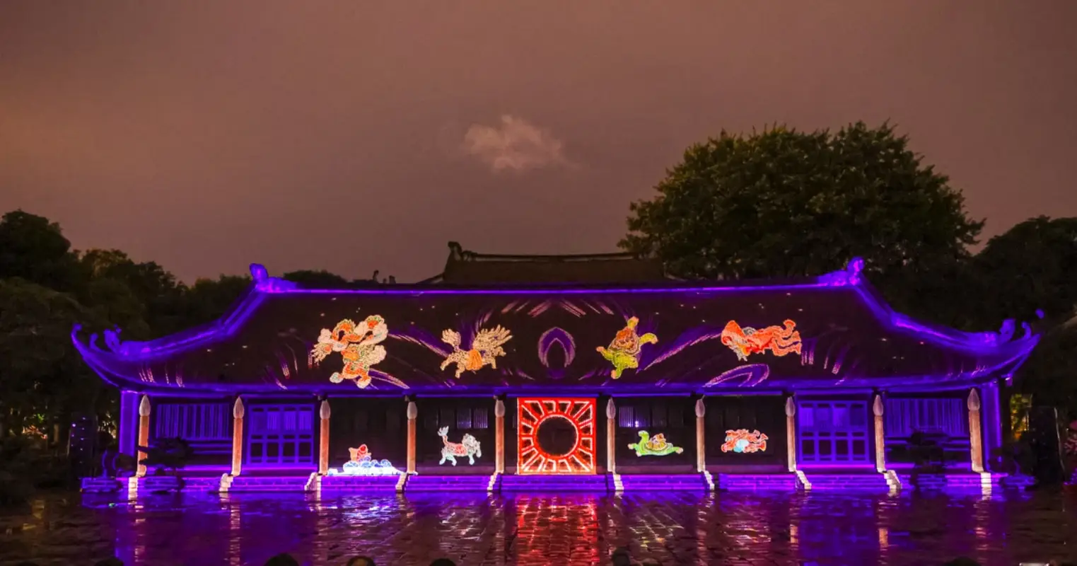 Night Tour of the Temple of Literature - The Essence of Confucian Learning Through 3D Mapping Technology 12 Courtyard of Great Learning: An Impressive 3D Mapping Show