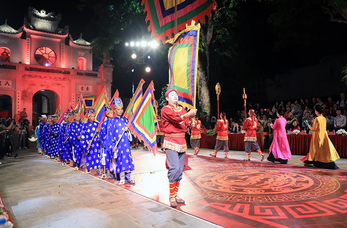Discover the "Bell of Trấn Vũ" Night Tour - A Journey Back to Cultural Heritage 11 Bell Of Tran Vu