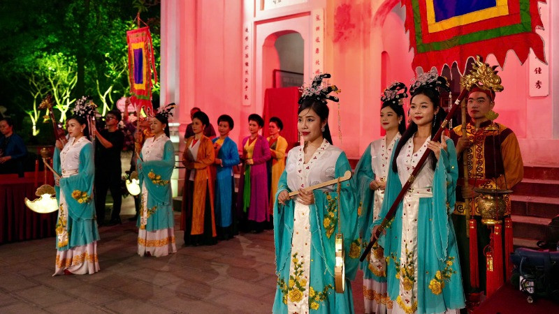Discover the "Bell of Trấn Vũ" Night Tour - A Journey Back to Cultural Heritage 8 Bell Of Tran Vu