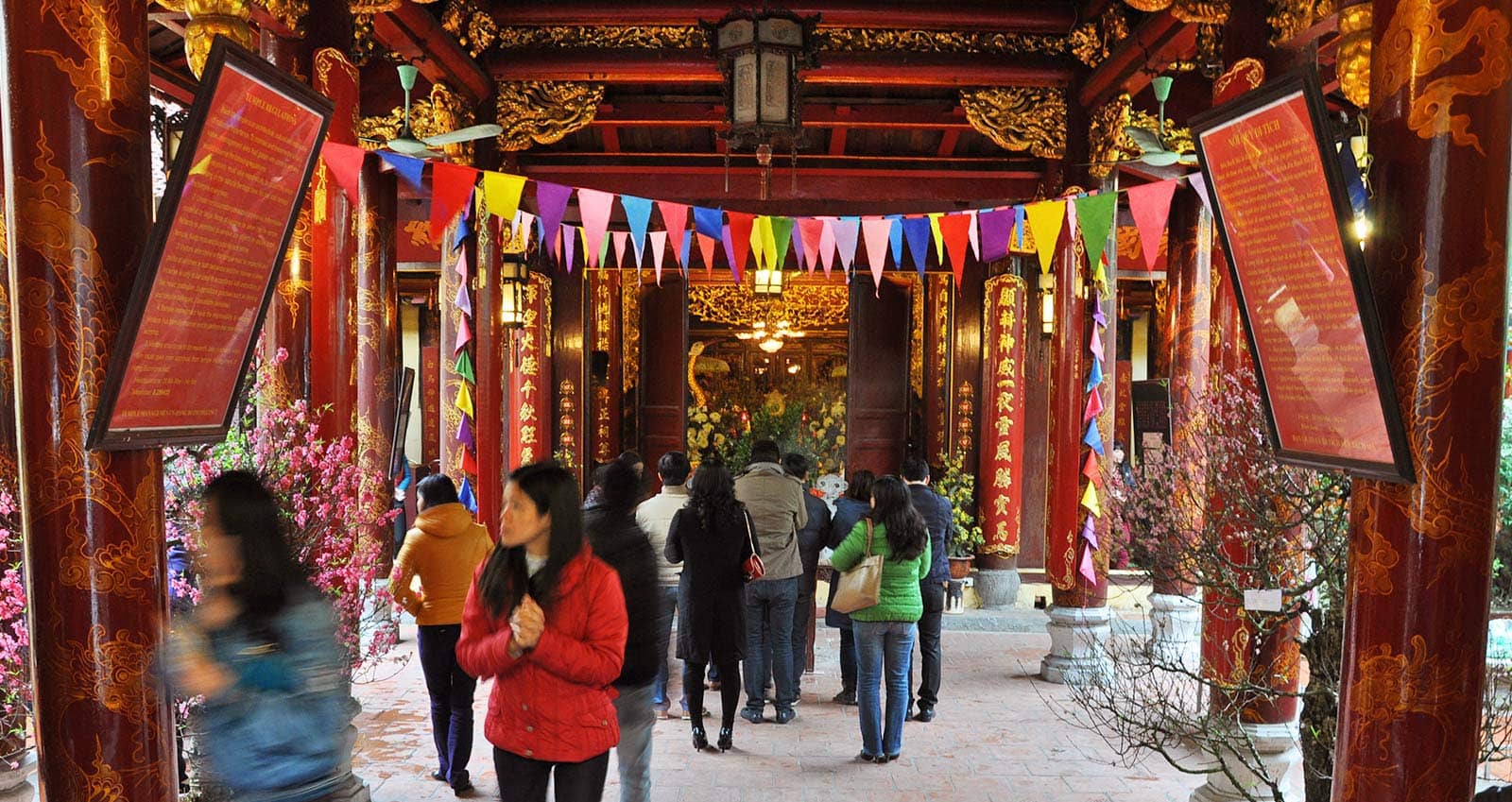 Exploring Bach Ma Temple: A Journey to the Sacred Heart of Hanoi 9 Bach Ma Temple Festival