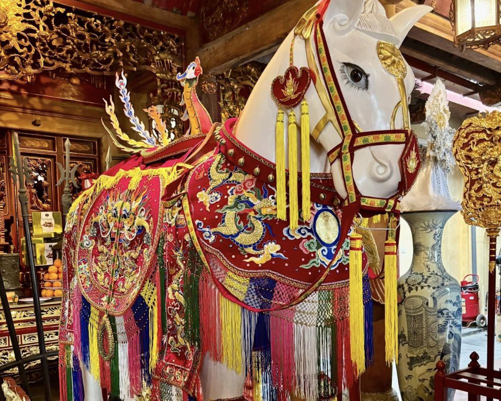 Exploring Bach Ma Temple: A Journey to the Sacred Heart of Hanoi 8 Discovering Bach Ma Temple