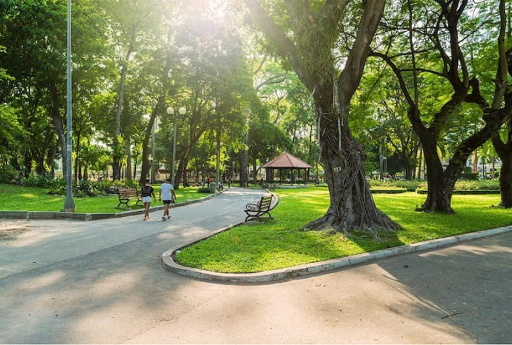 Discover the Best Parks in Hanoi: Beauty and Space Combined 20 Lenin Park