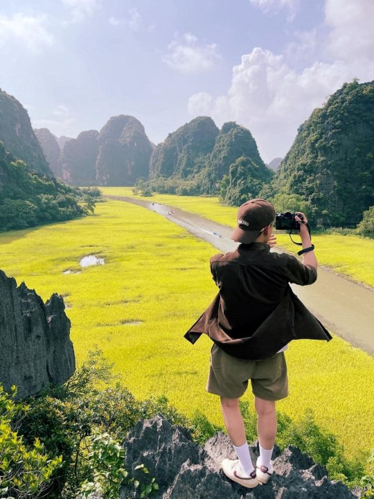 Top 9 Must-Visit Rice Harvest Destinations in Northern Vietnam 2025 21 The rice harvest season in Tam Coc - Ninh Binh