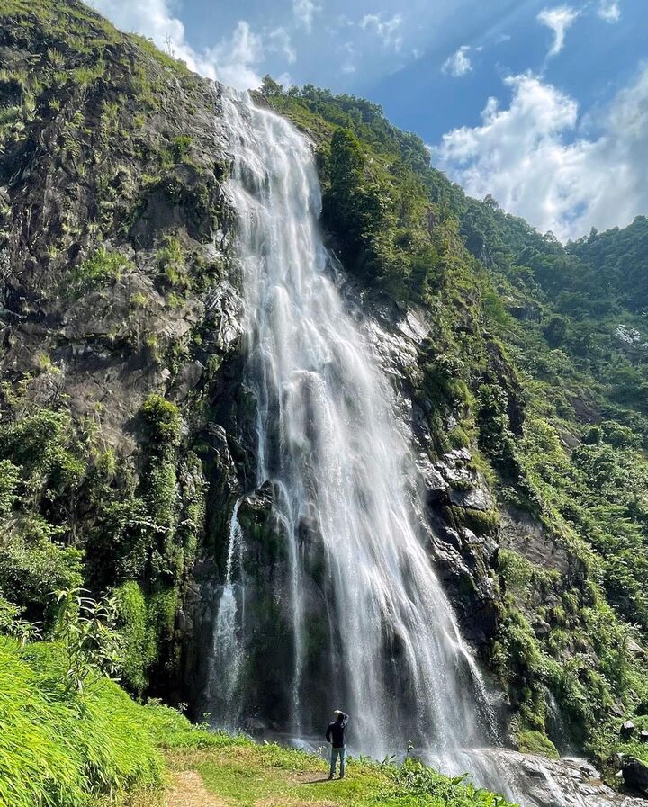 Tac Tinh Waterfall, Lai Chau
