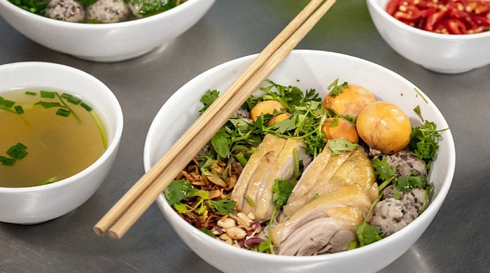 Pho Ga Nguyet
