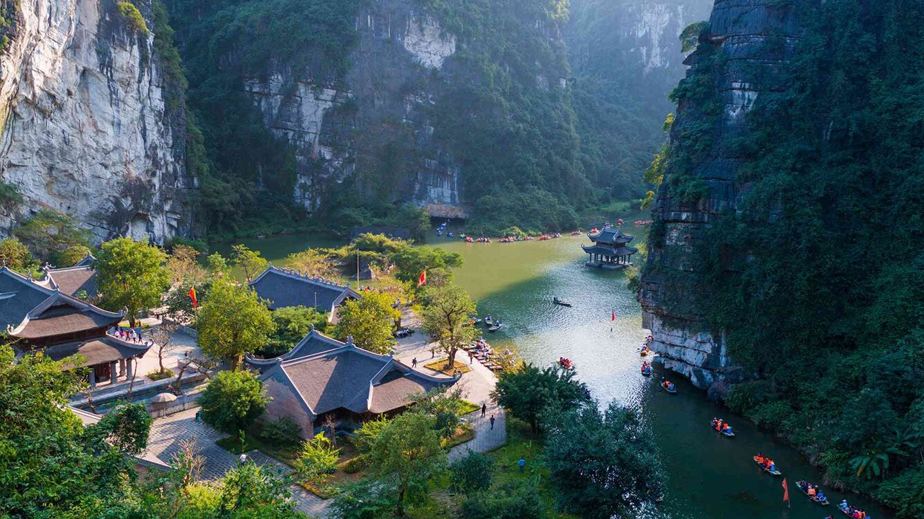 Discover the Wonders of Trang An